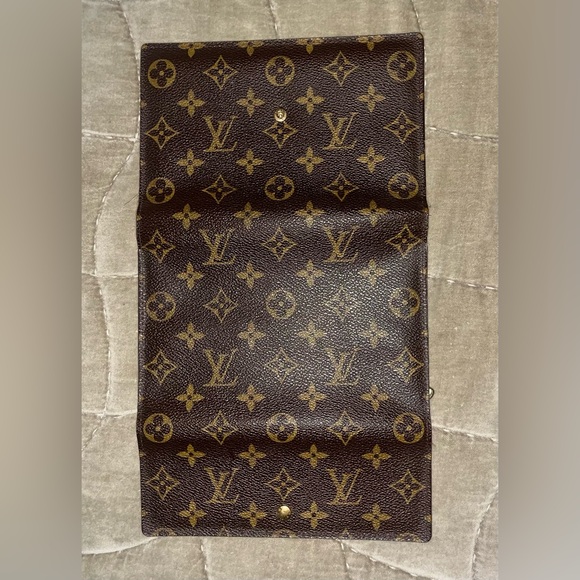 Louis Vuitton Monogram Passport wallet, -Authentic - Picture 6 of 11